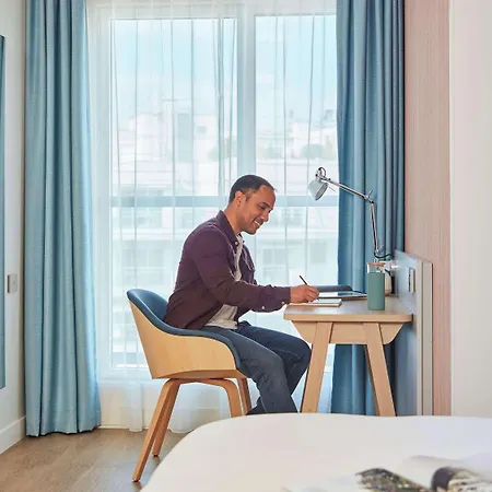 Adagio Paris Hotel